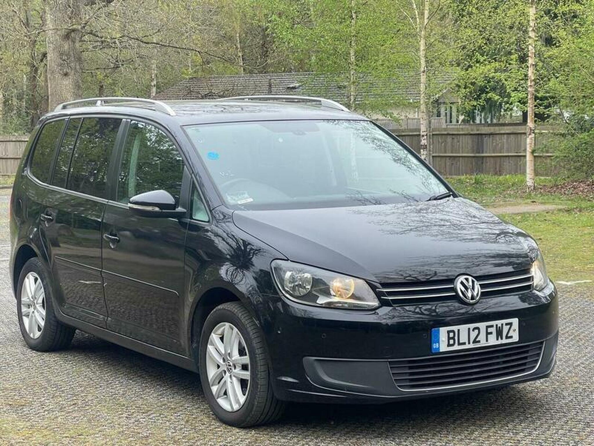 2012 Volkswagen Touran 1.6 TDI SE DSG Euro 5 5dr for sale at AMB Cars
