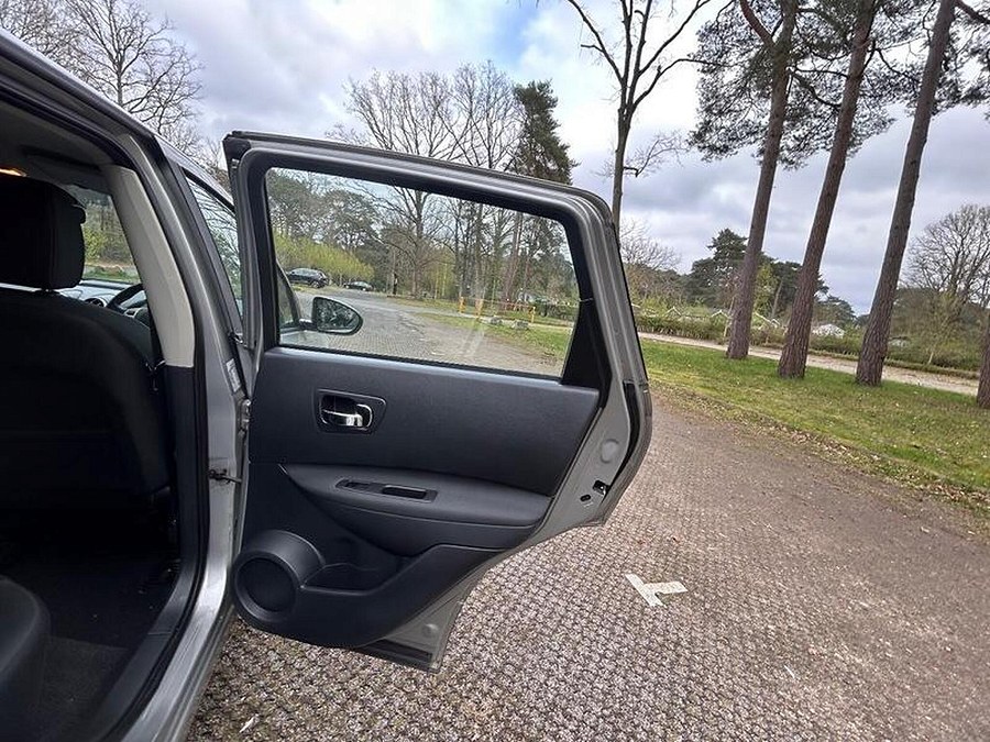 2010 Nissan Qashqai photo 10