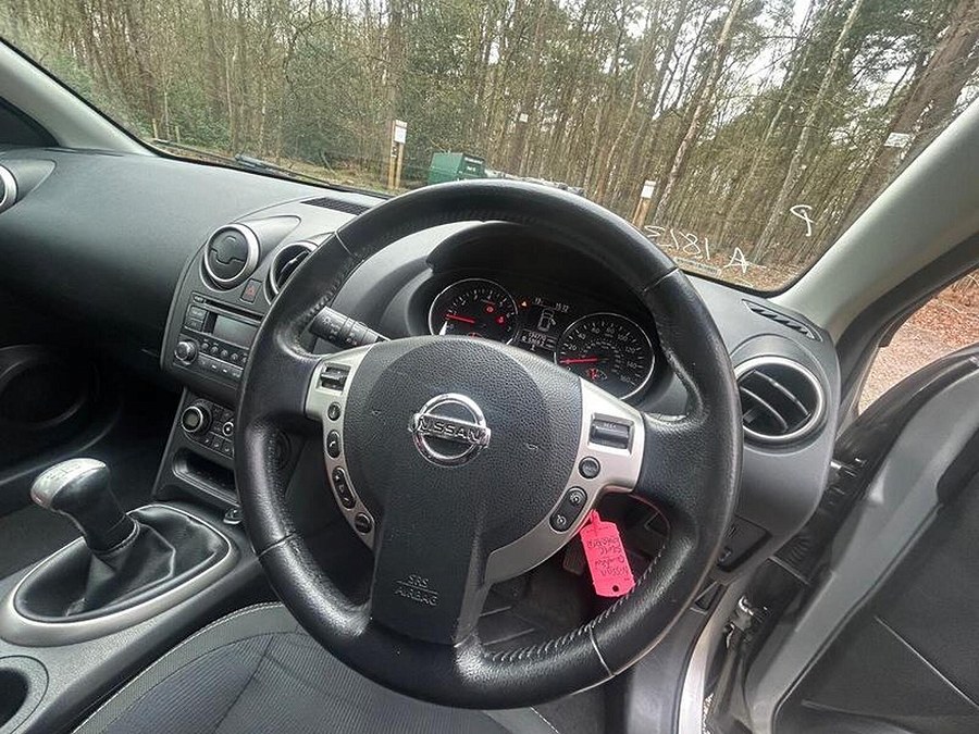 Nissan Qashqai photo 2