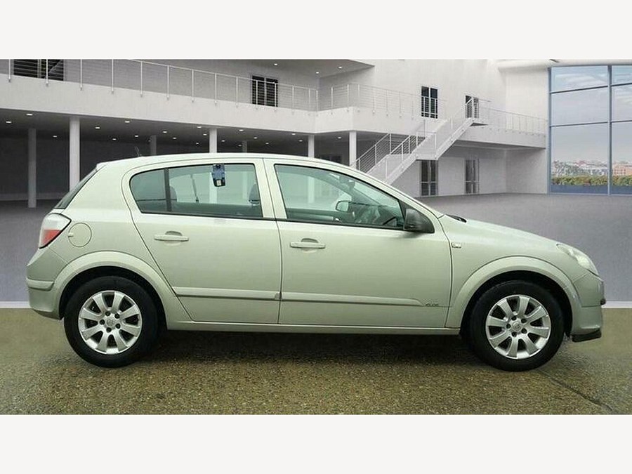 2005 Vauxhall Astra photo 10