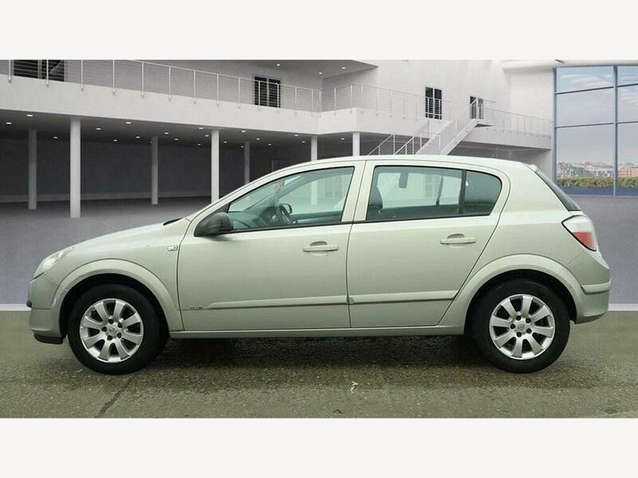 2005 Vauxhall Astra photo 11
