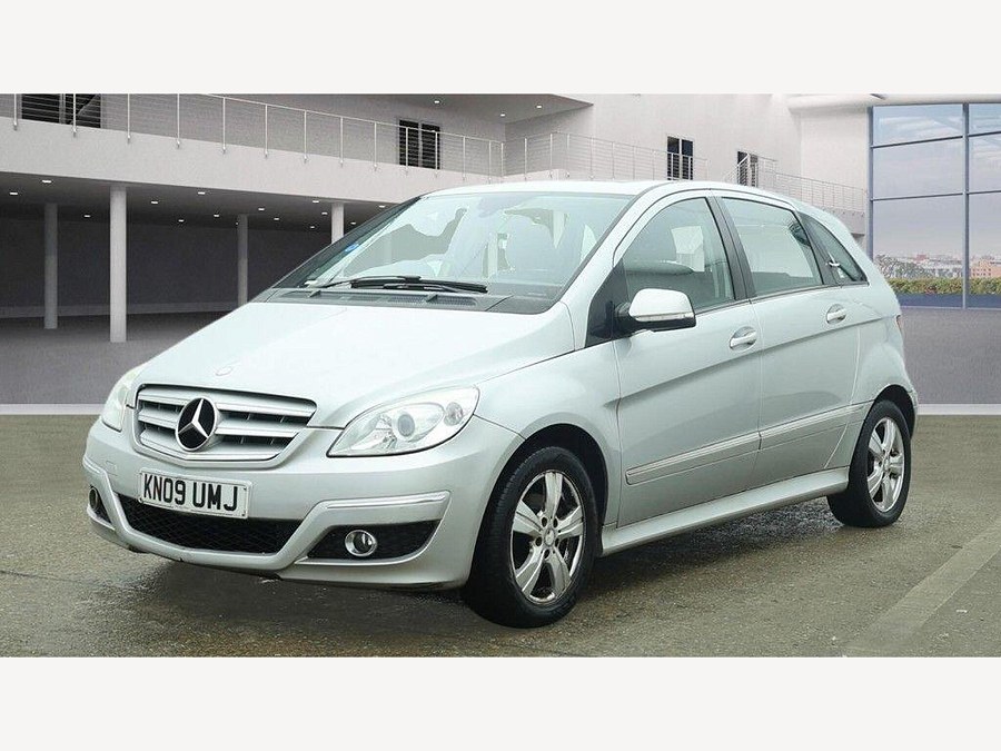 Mercedes-Benz B Class photo 2