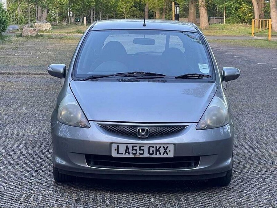 Honda Jazz photo 2
