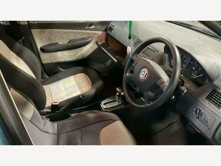 2003 Skoda Fabia photo 3