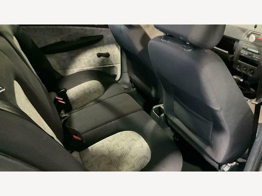 2003 Skoda Fabia photo 10