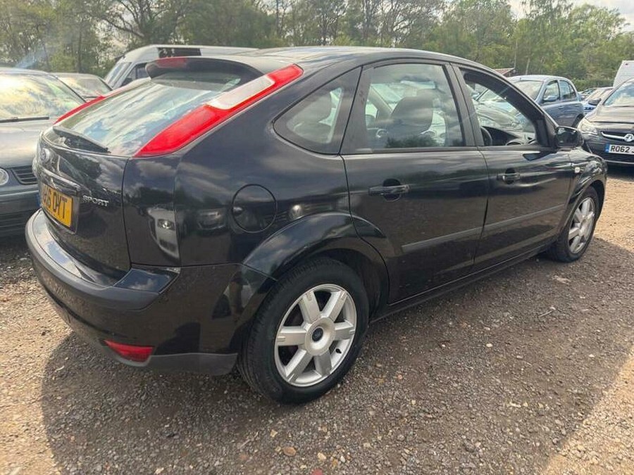 2006 Ford Focus photo 9