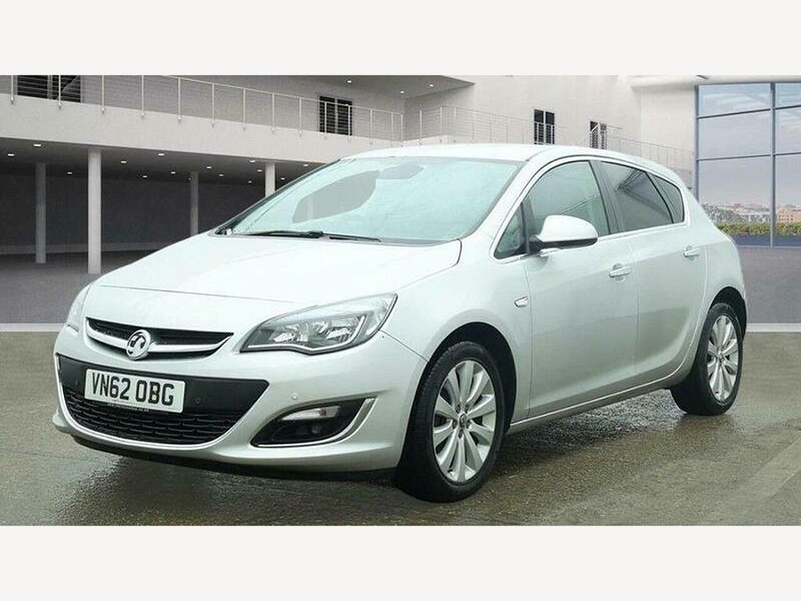 2012 Vauxhall Astra photo 6