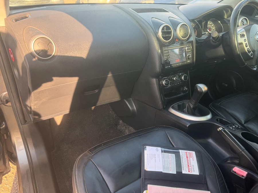 2011 Nissan Qashqai photo 11