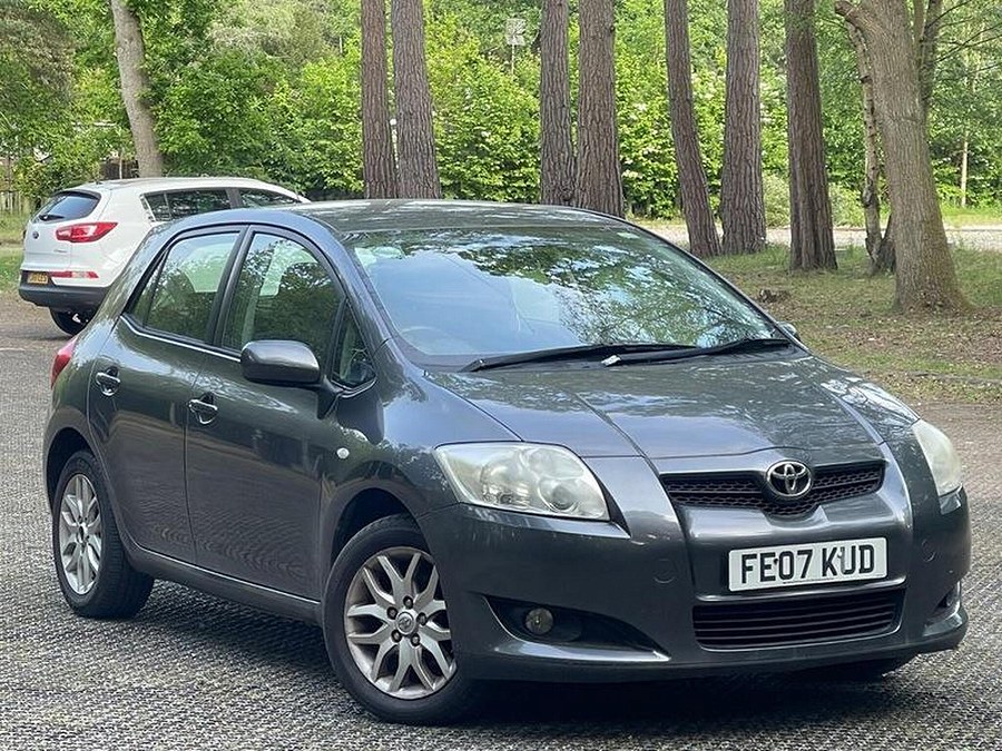 2007 Toyota Auris photo 9