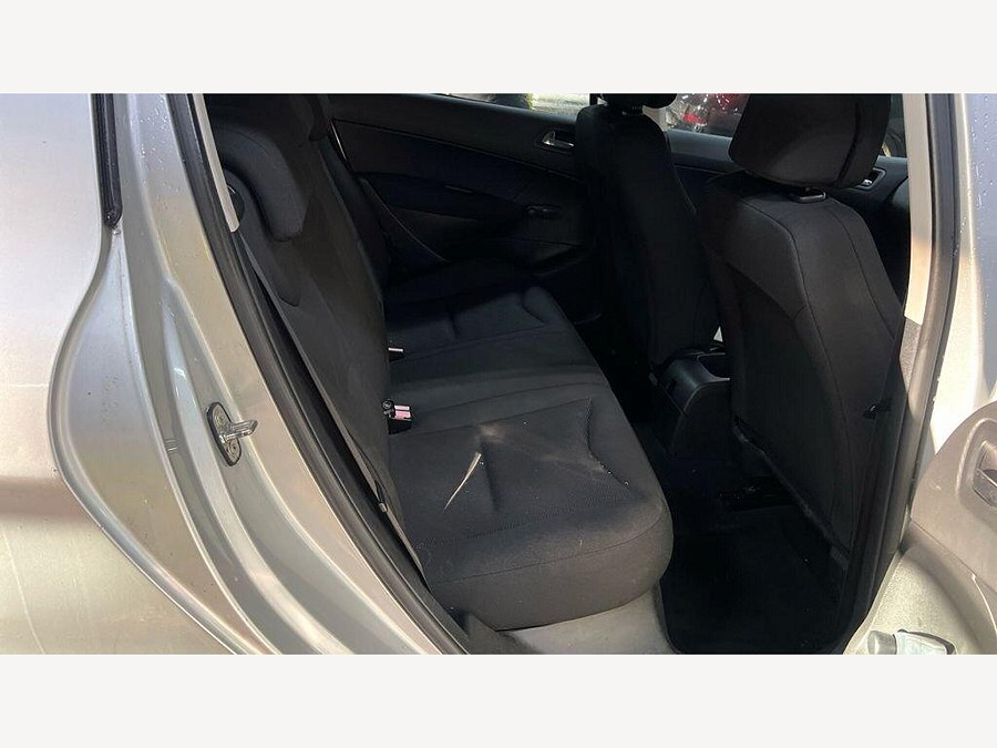 2008 Peugeot 308 photo 12