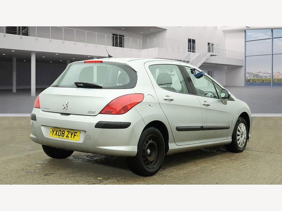 2008 Peugeot 308 photo 3