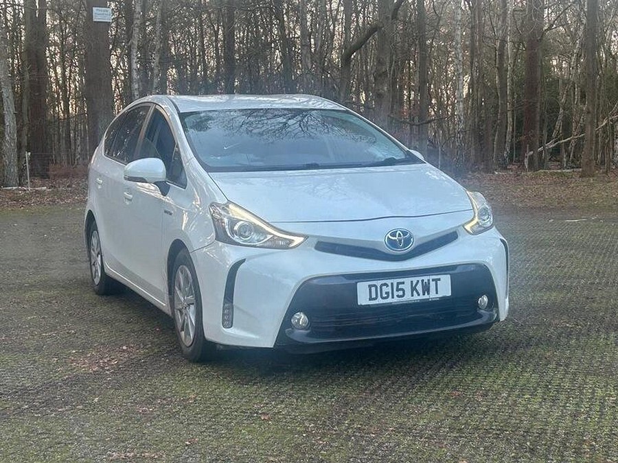 2015 Toyota Prius+ photo 5