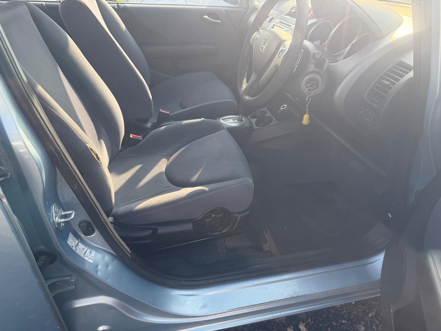 2005 Honda Jazz photo 13