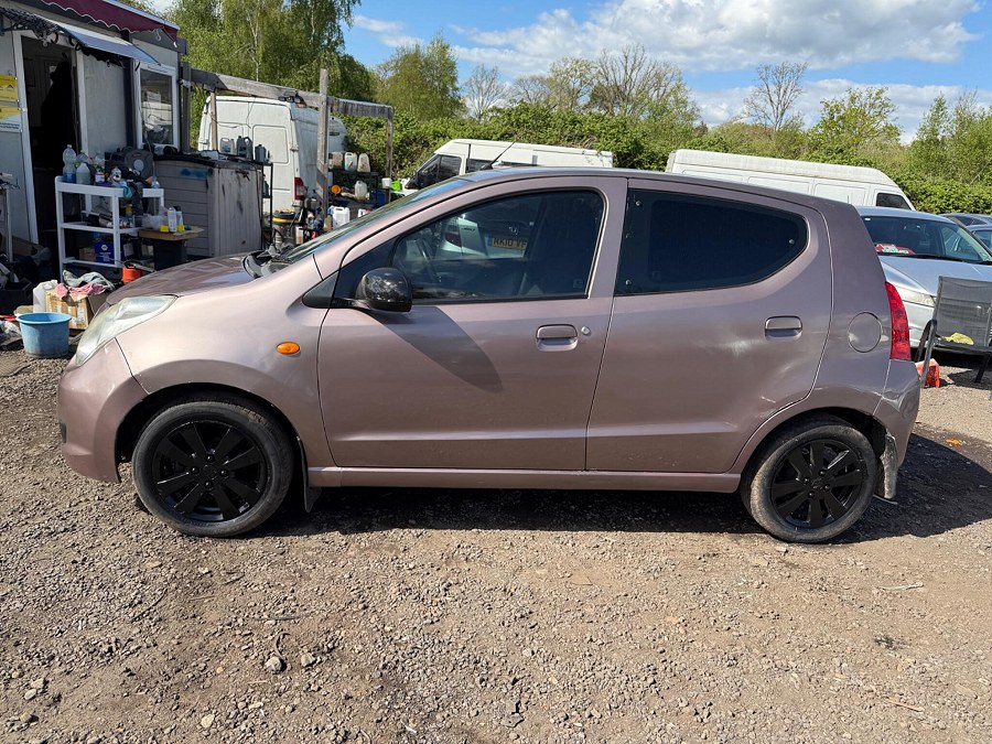 2009 Suzuki Alto photo 3