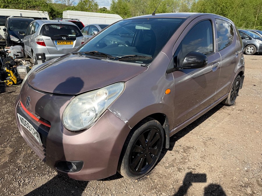 Suzuki Alto photo 2