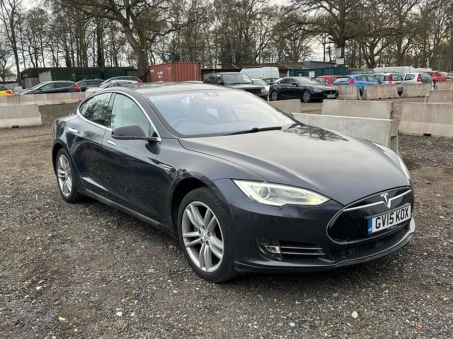 2015 Tesla Model S photo 6