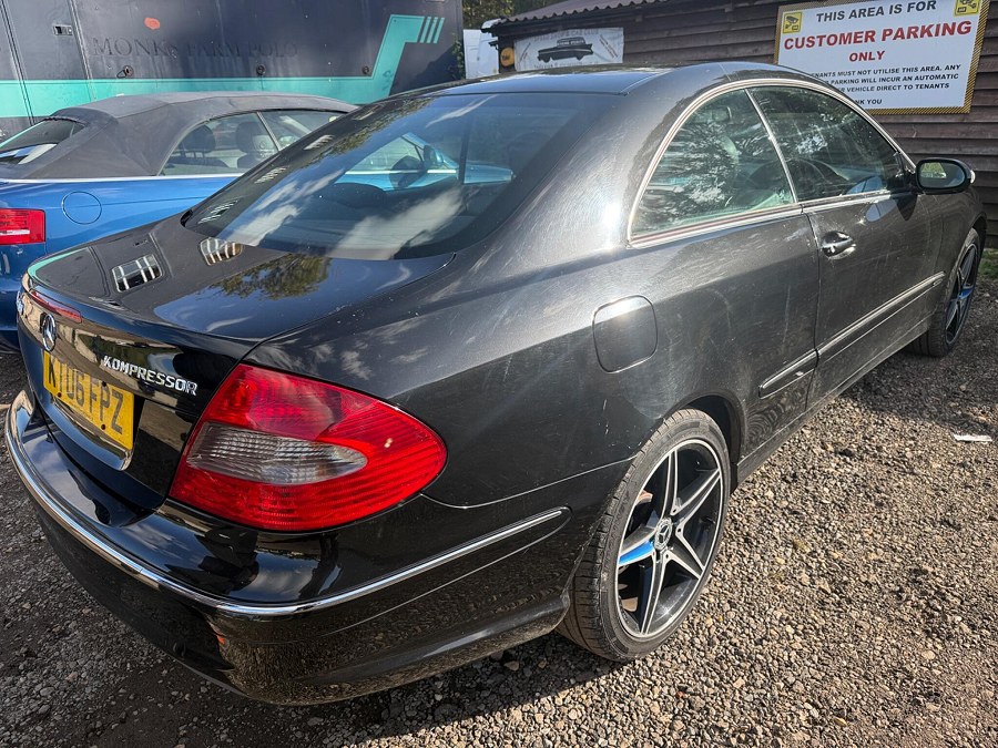 2006 Mercedes-Benz CLK photo 6