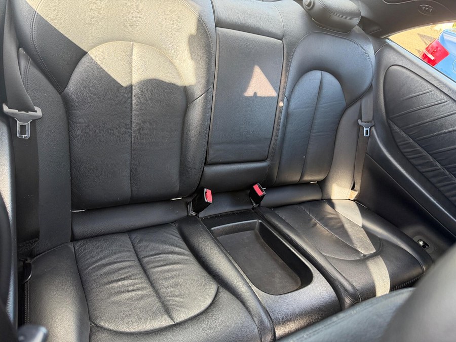2006 Mercedes-Benz CLK photo 10