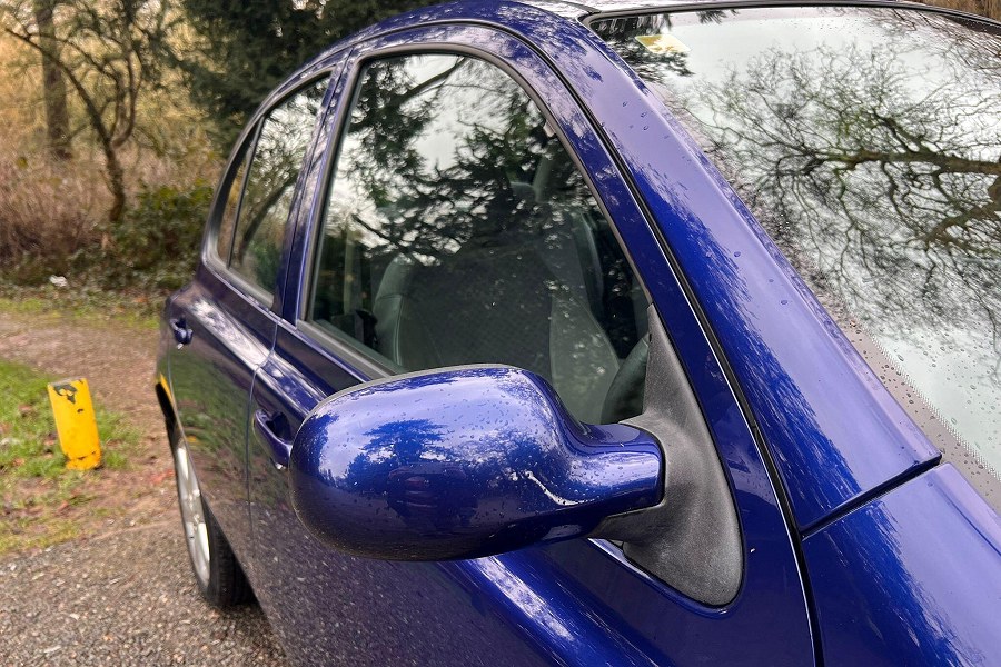 2003 Nissan Micra photo 12