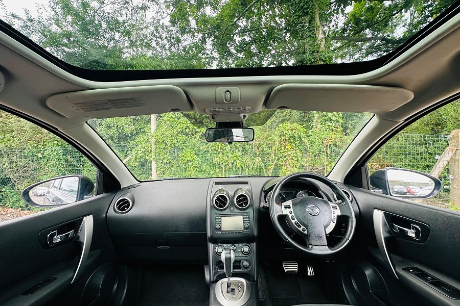 2012 Nissan Qashqai+2 photo 12