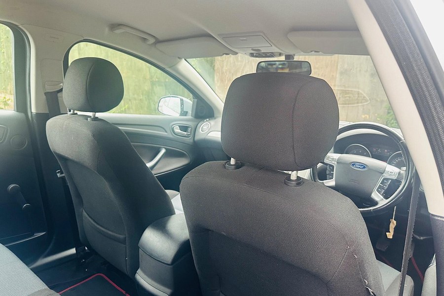 2009 Ford Mondeo photo 14