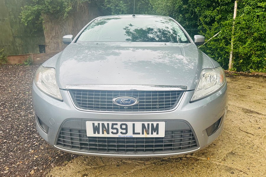 Ford Mondeo photo 2