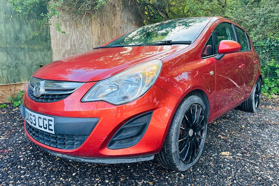Vauxhall Corsa photo 2