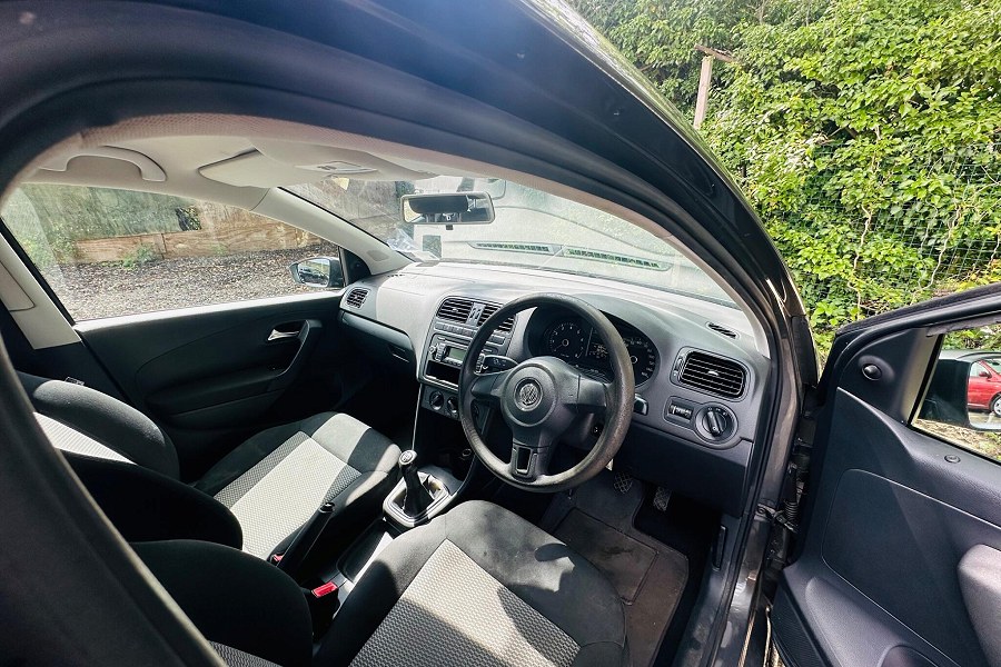 2011 Volkswagen Polo photo 9