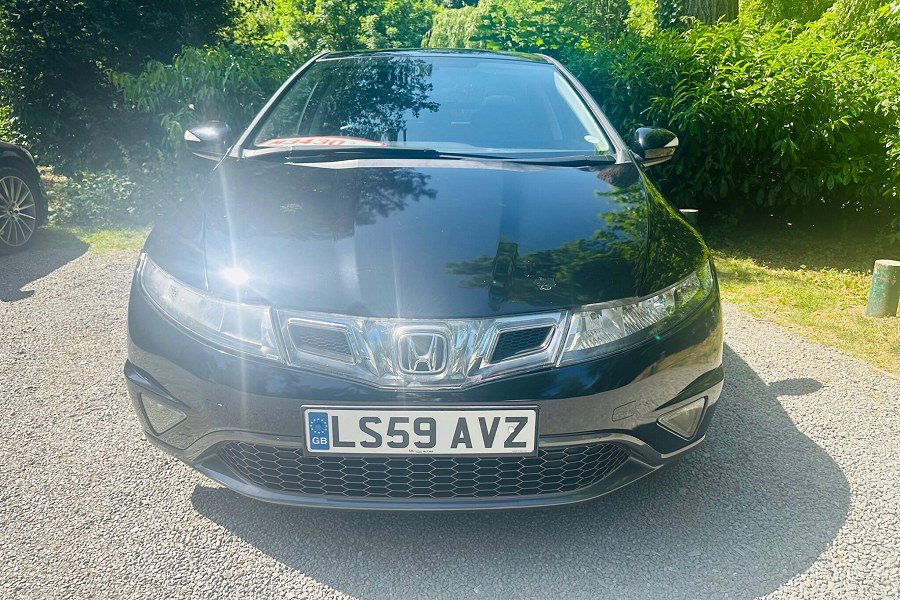 Honda Civic photo 2