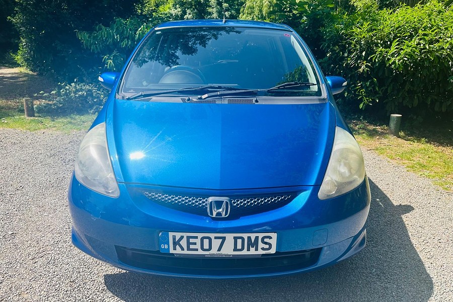 Honda Jazz photo 2