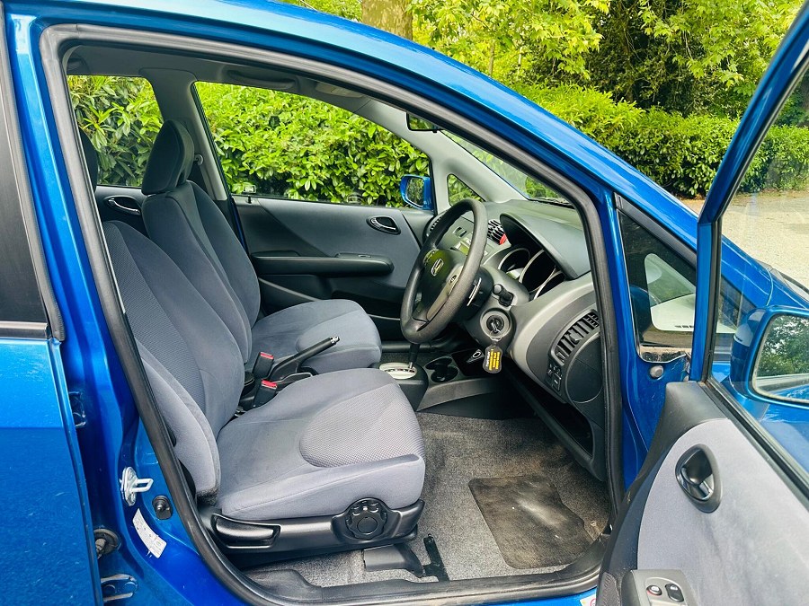 2005 Honda Jazz photo 14