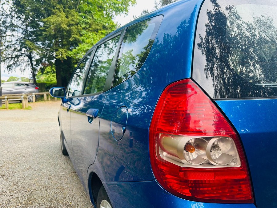 2005 Honda Jazz photo 13