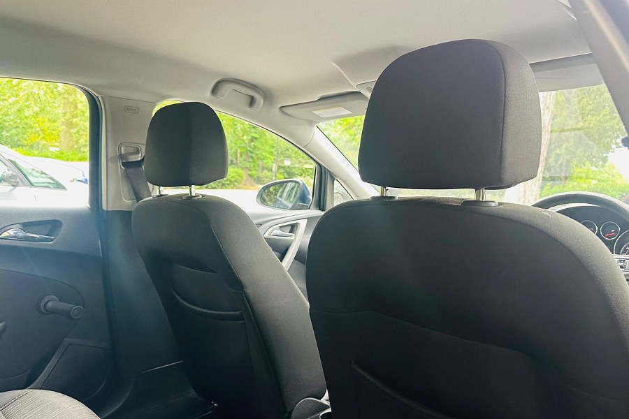 2012 Vauxhall Astra photo 7