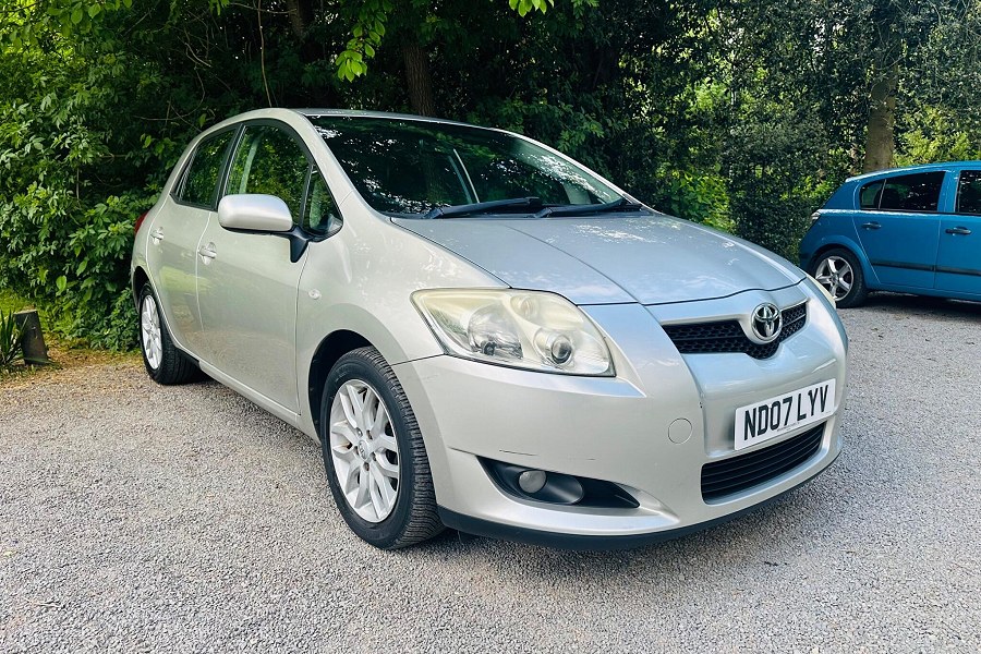 Toyota Auris