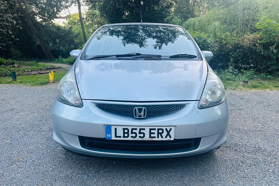 Honda Jazz photo 2