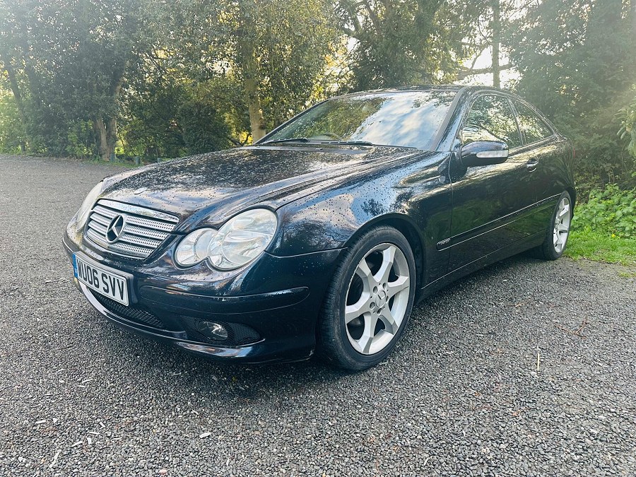 2006 Mercedes-Benz C Class photo 3