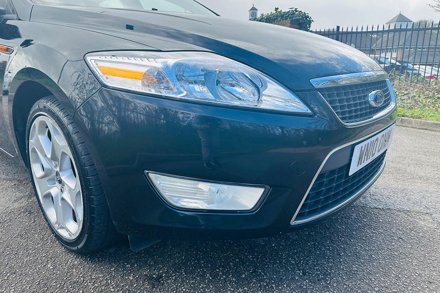 2010 Ford Mondeo photo 9