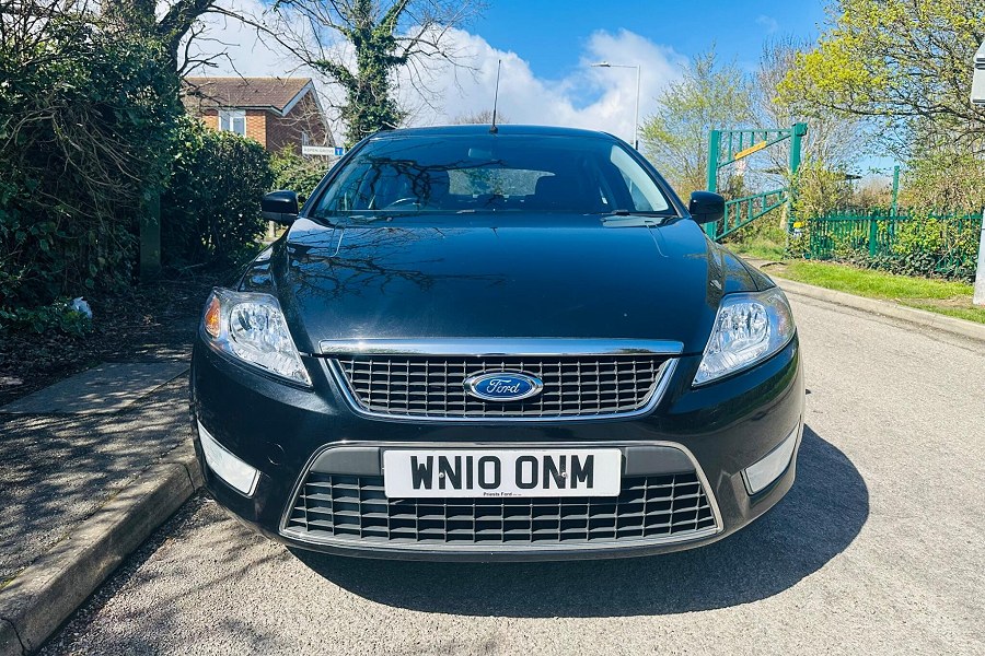 Ford Mondeo photo 2