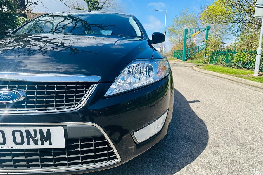 2010 Ford Mondeo photo 13