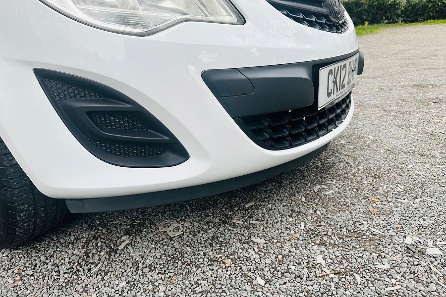 2012 Vauxhall Corsa photo 11