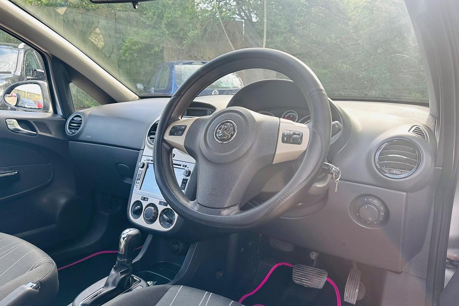 2007 Vauxhall Corsa photo 10