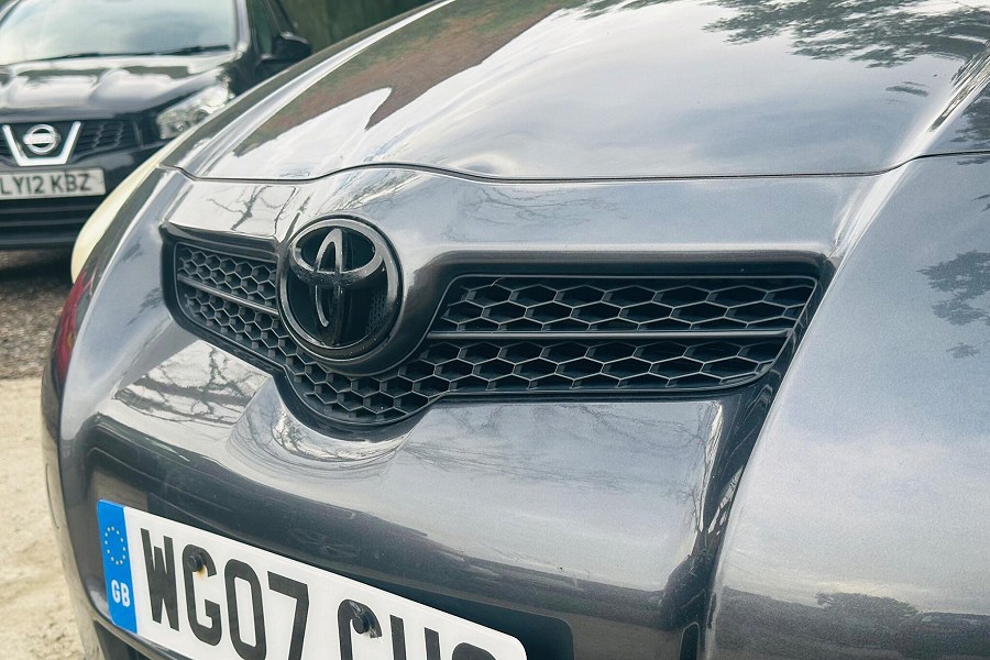 2007 Toyota Auris photo 7