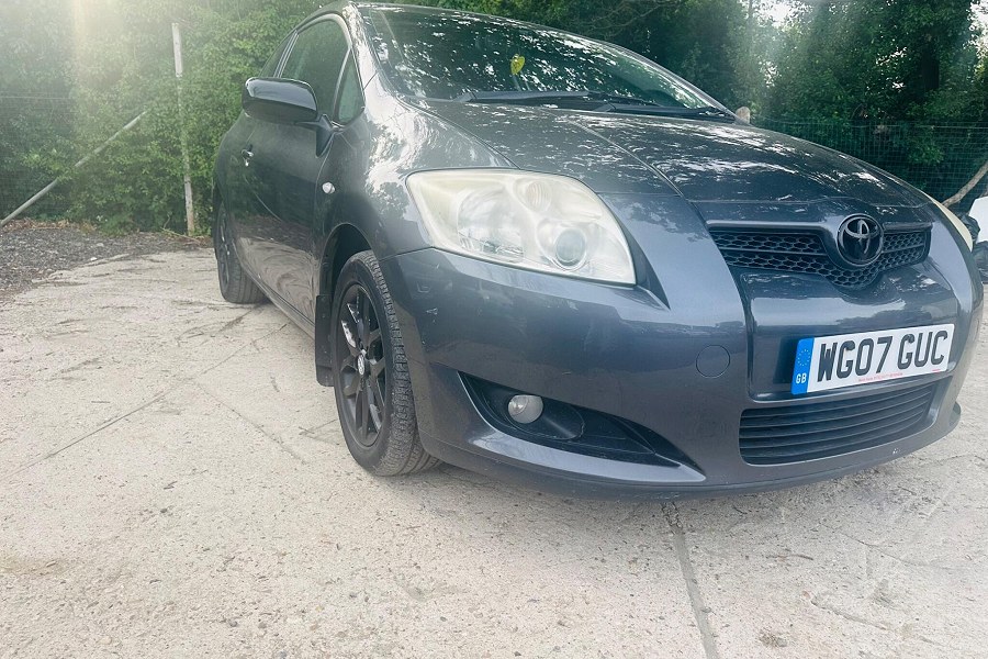 Toyota Auris