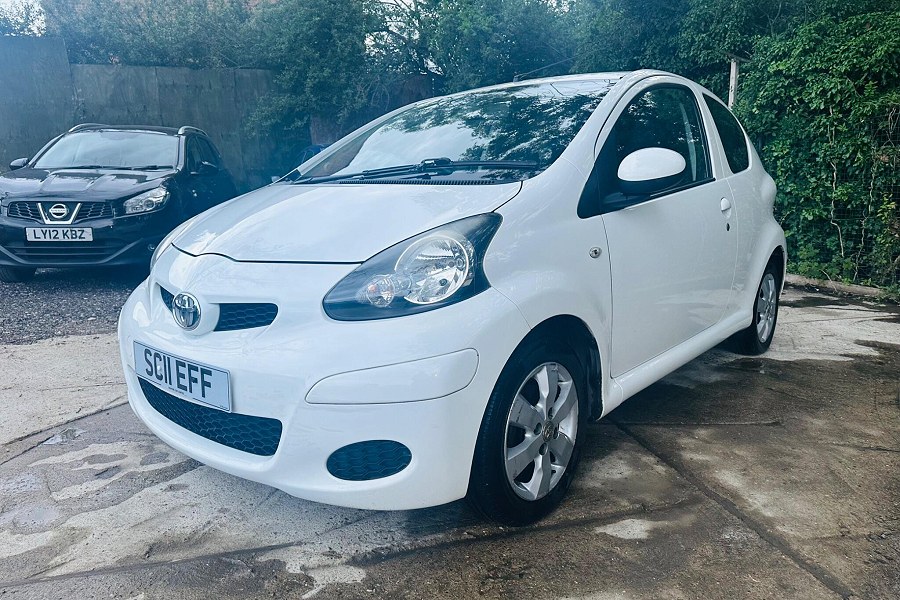 2011 Toyota AYGO photo 3