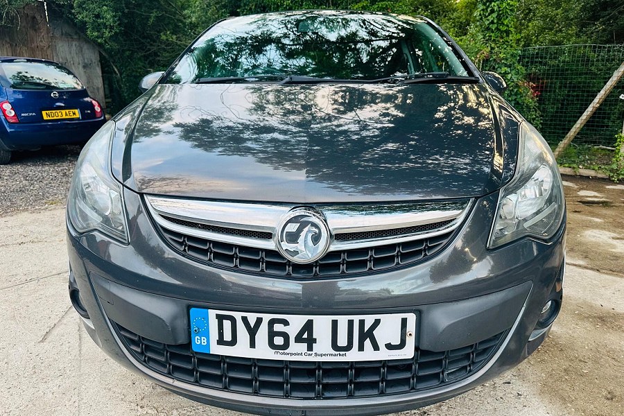 2015 Vauxhall Corsa photo 2