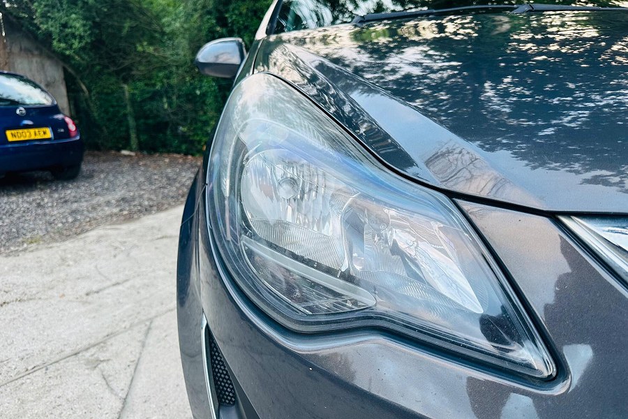 2015 Vauxhall Corsa photo 10