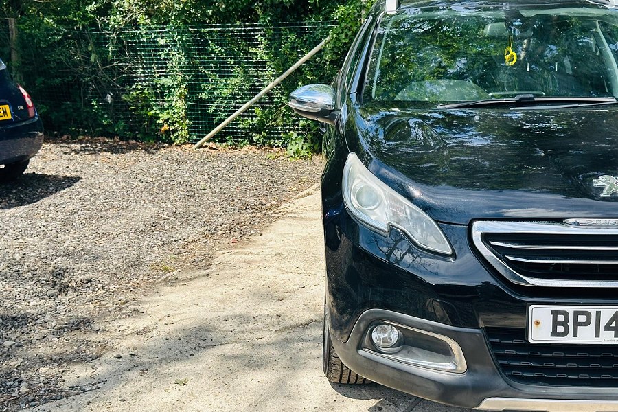 2014 Peugeot 2008 photo 9