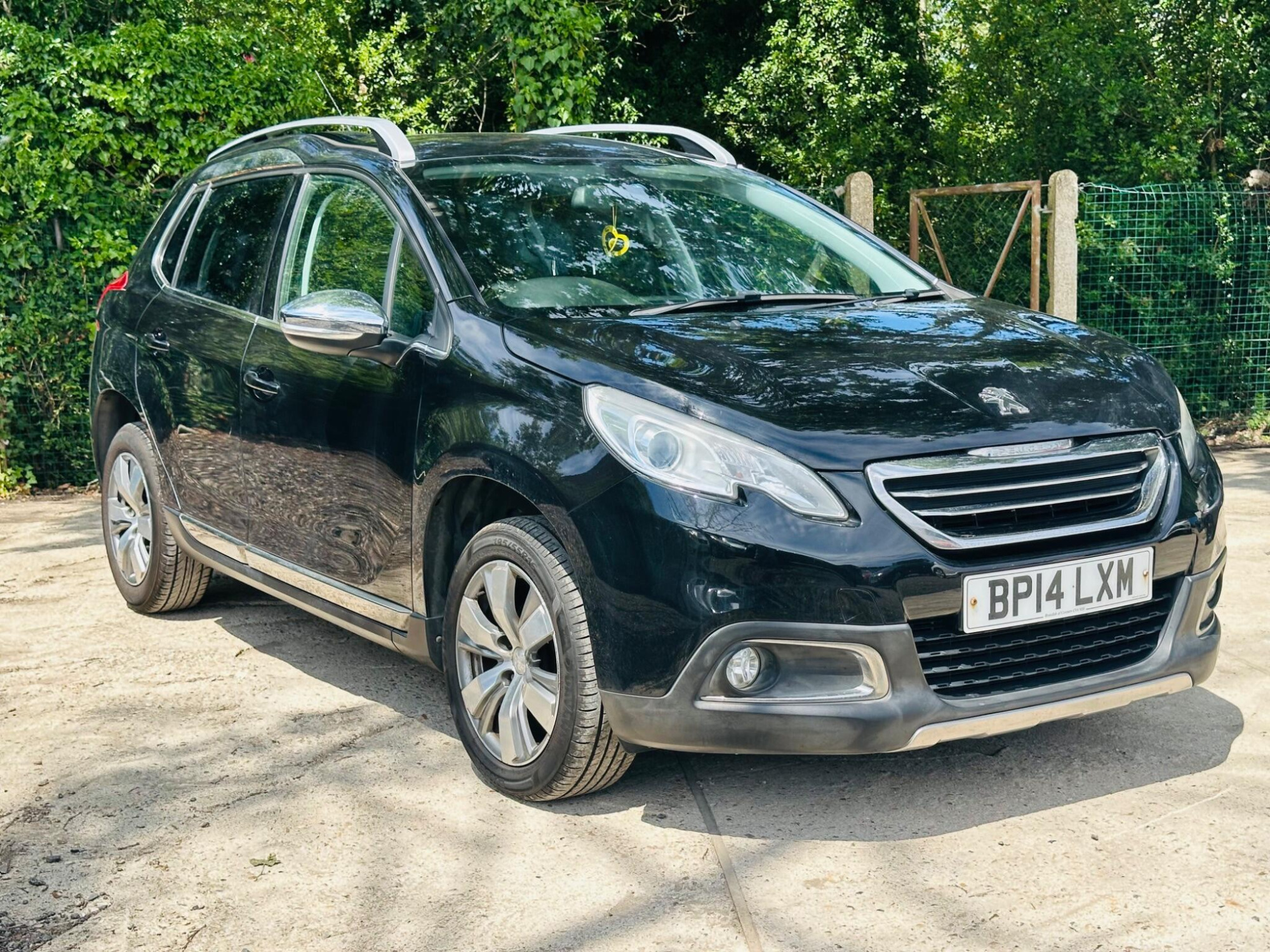 2014 Peugeot 2008 1.2 VTi Allure Euro 5 5dr for sale at Aviator Motors Ltd