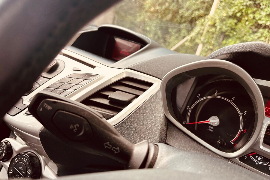 2011 Ford Fiesta photo 13