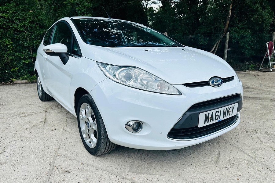 2011 Ford Fiesta photo 1
